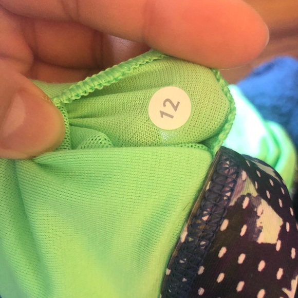 Lululemon Run Stuff Your Bra - Picture 5 of 6